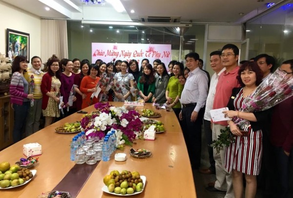 Chào mừng ngày Quốc tế phụ nữ tại Công ty Nhựa Châu Âu