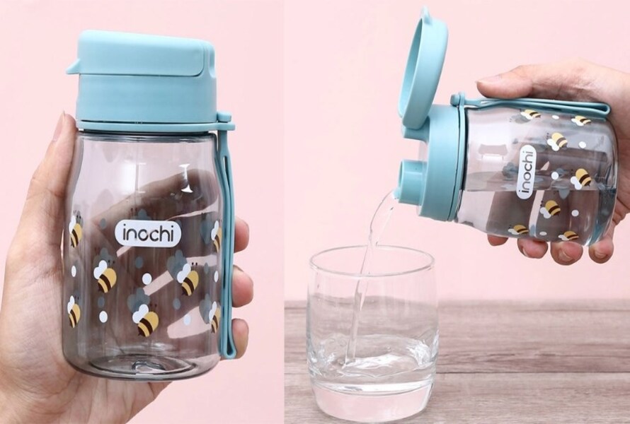Ways to deodorize plastic water bottles