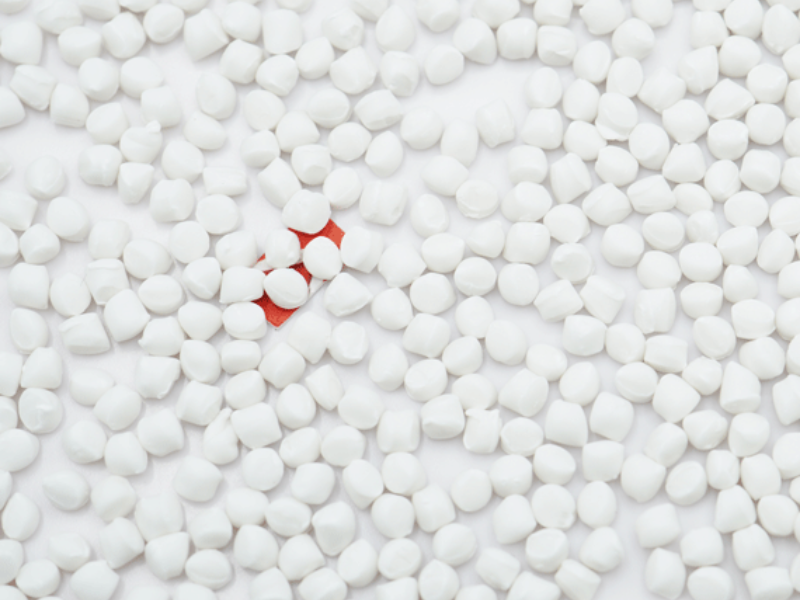 Plastic pellets: from raw materials to products