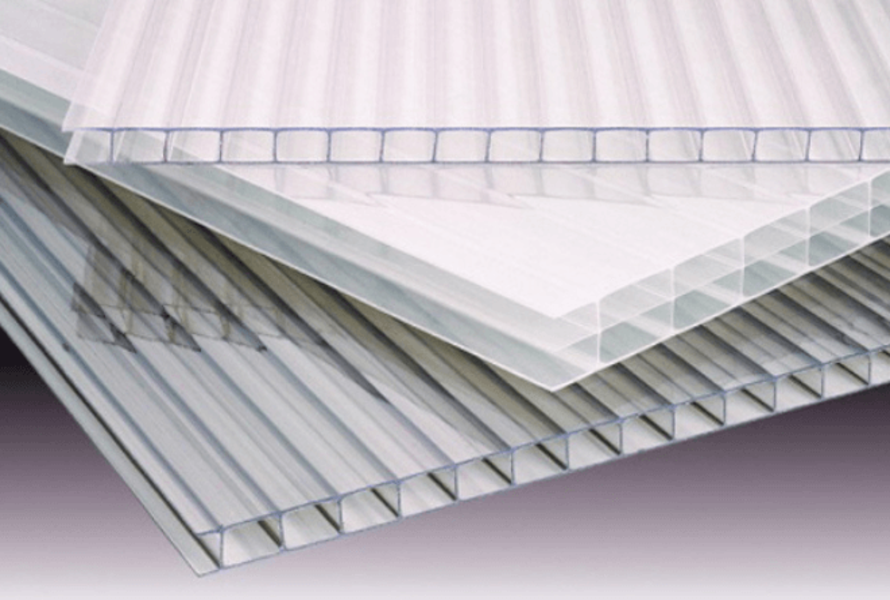 Các ứng dụng khác nhau của tấm nhựa trong suốt