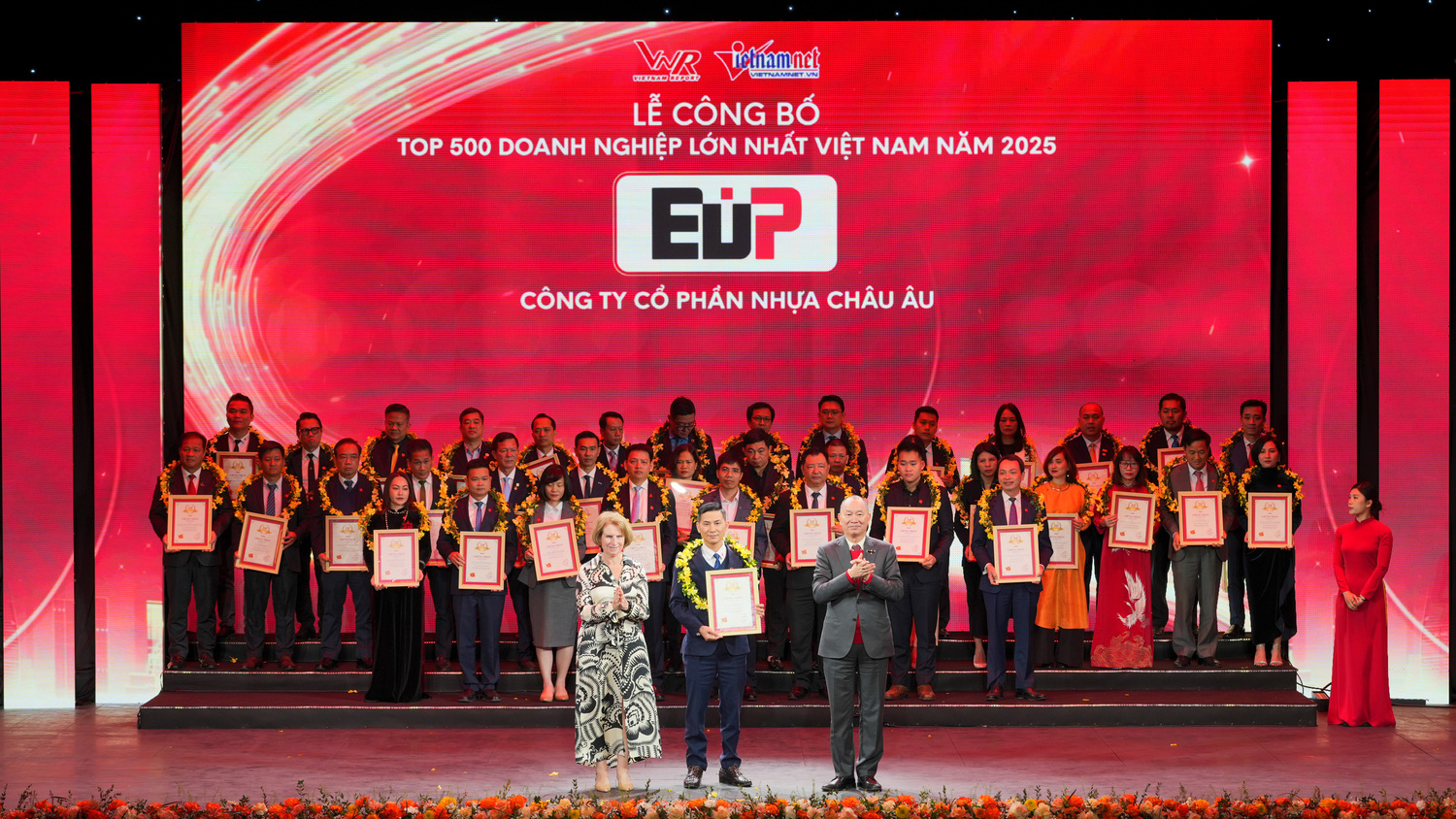 EuP 10 năm liên tiếp lọt Top 500 Doanh nghiệp Việt Nam