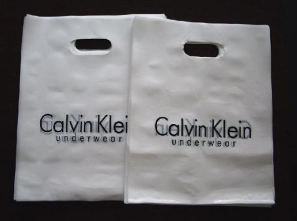 Shopping bags & T-shirt bags.