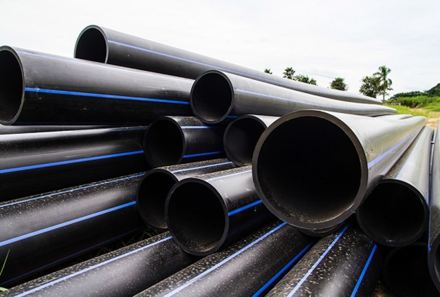 HDPE plastic is widely used in the production of pipes.