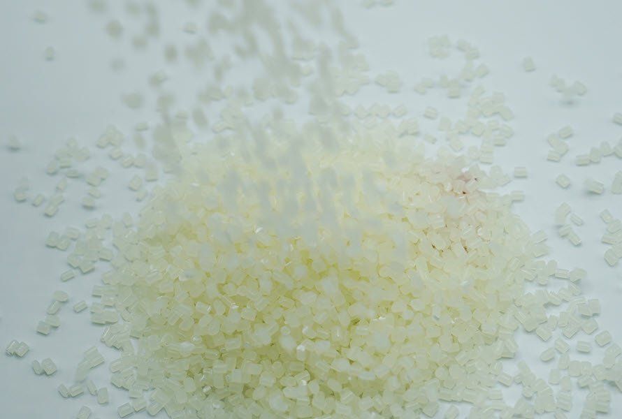 Plastic additives protect plastic from the harmful effects of (UV) radiation