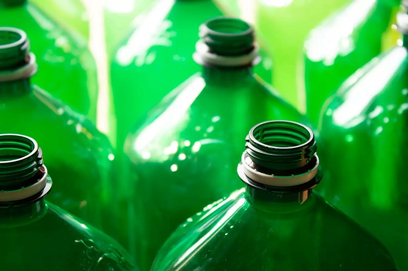 What is biopolymer plastic?