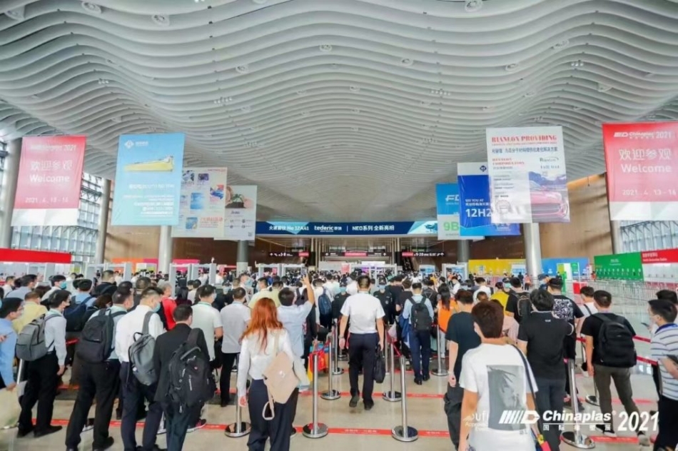 EuroPlas’s adaptability impresses visitors in ChinaPlas Trade Fair 2021