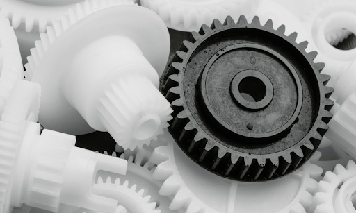 Plastic gears help the device operate more smoothly and save a large amount of energy consumption